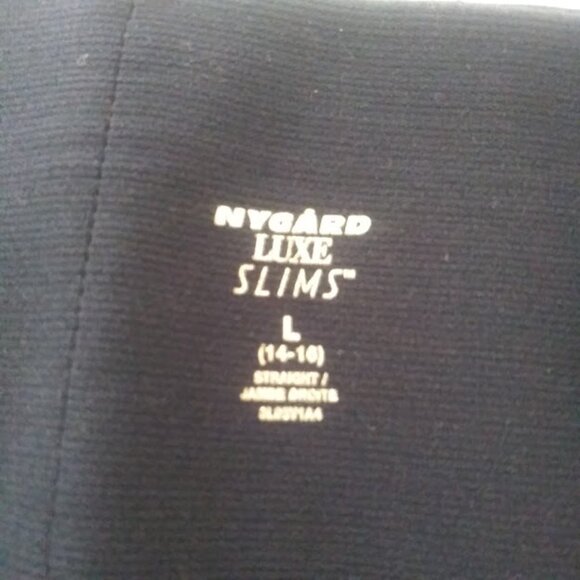 Nygard Luxe Slims women's size L 14-16 Navy Blue Pants - Picture 11 of 13